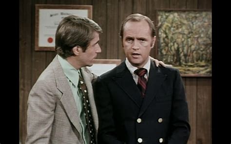 The Bob Newhart Show A Witty Exploration of Midlife Crises and Suburban Neuroses!